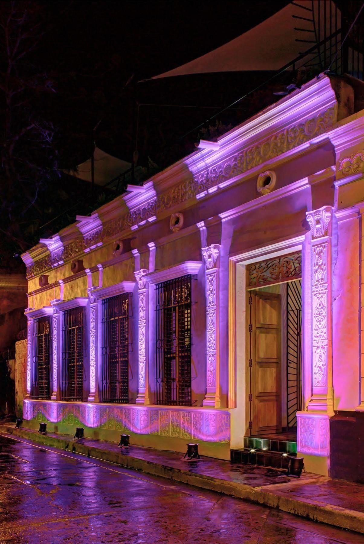 Casa De Leda, A Kali Hotel Santa Marta  Exteriör bild The facade of the building